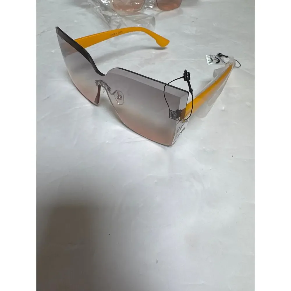 Cat Eye Sunglasses UV400 Women Light tent Lens Yellow Temple New